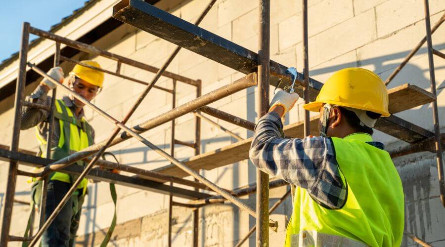 Professional residential roofers in Gladwin, MI
